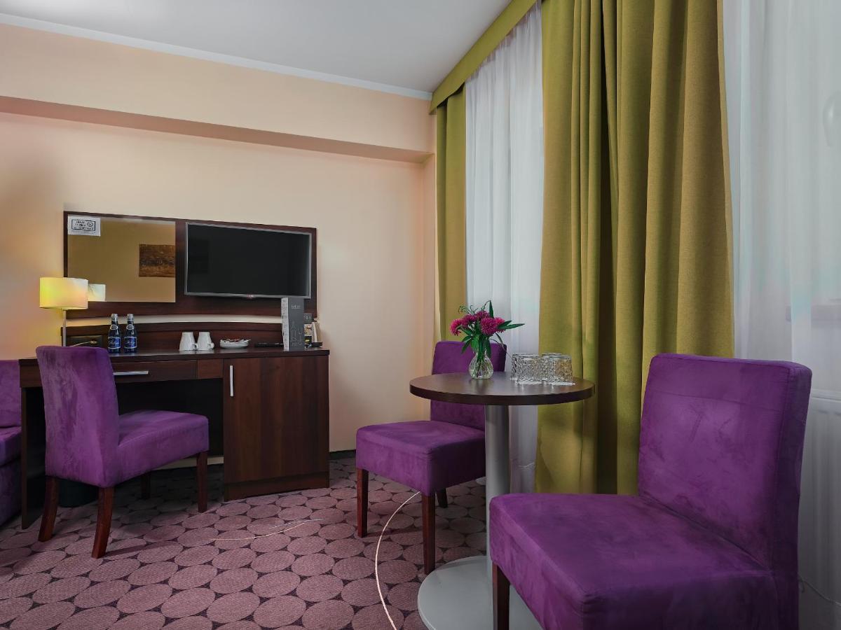 Aparthotel Lumen Cracóvia Exterior foto