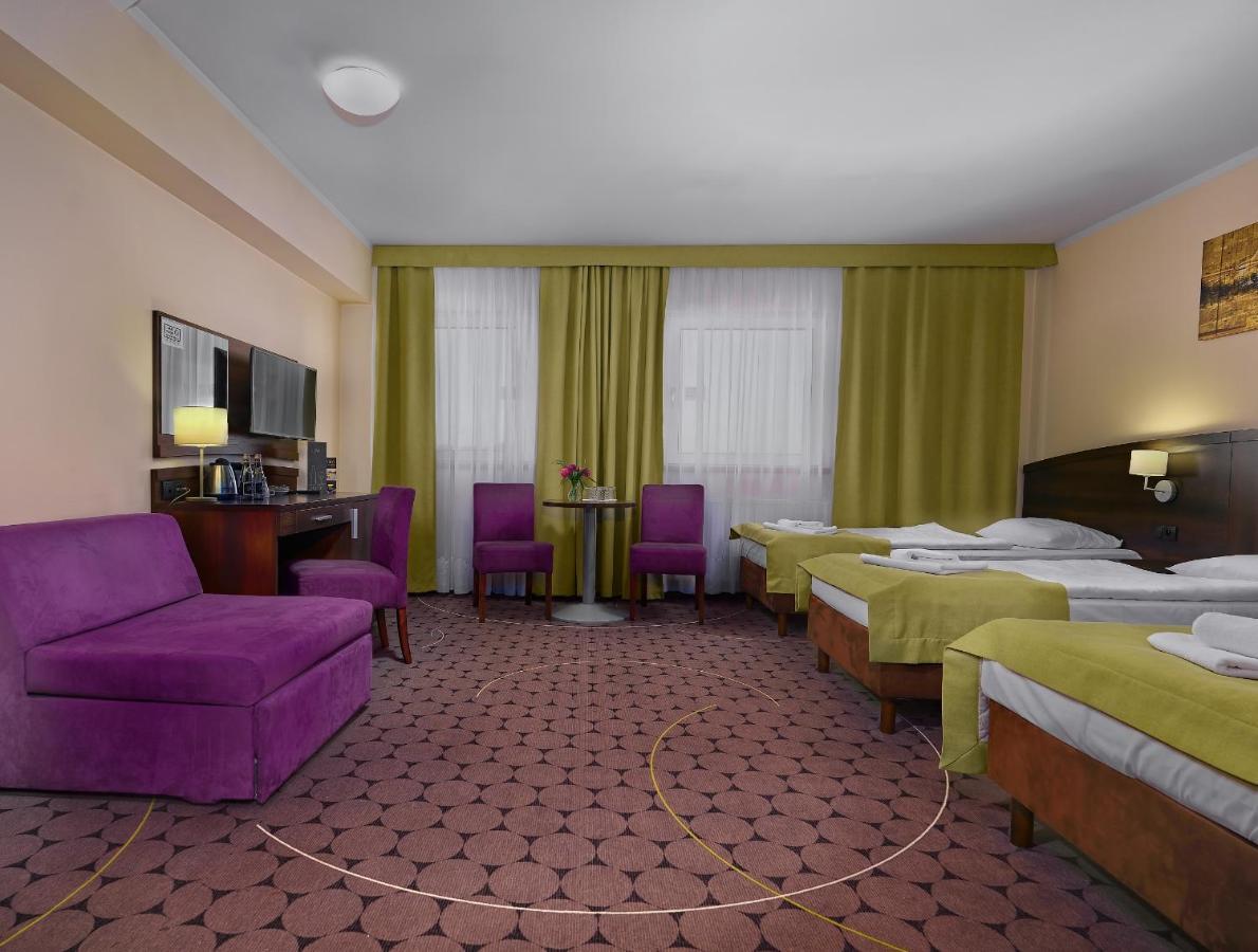 Aparthotel Lumen Cracóvia Exterior foto